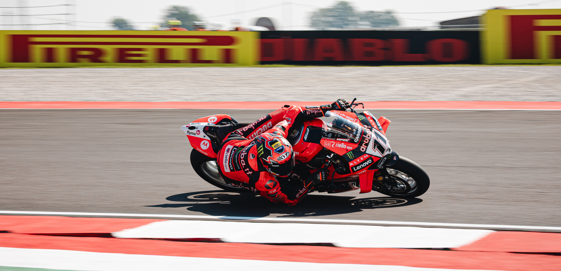 Bulega wins with new rear SCX in Cremona