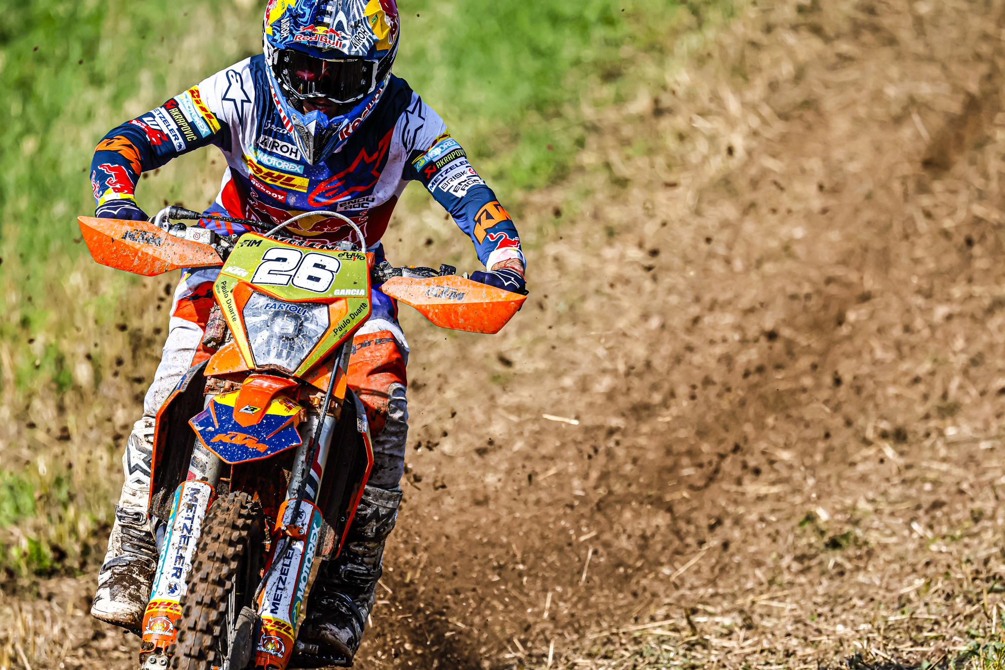 METZELER wins five titles in the Enduro World Championship