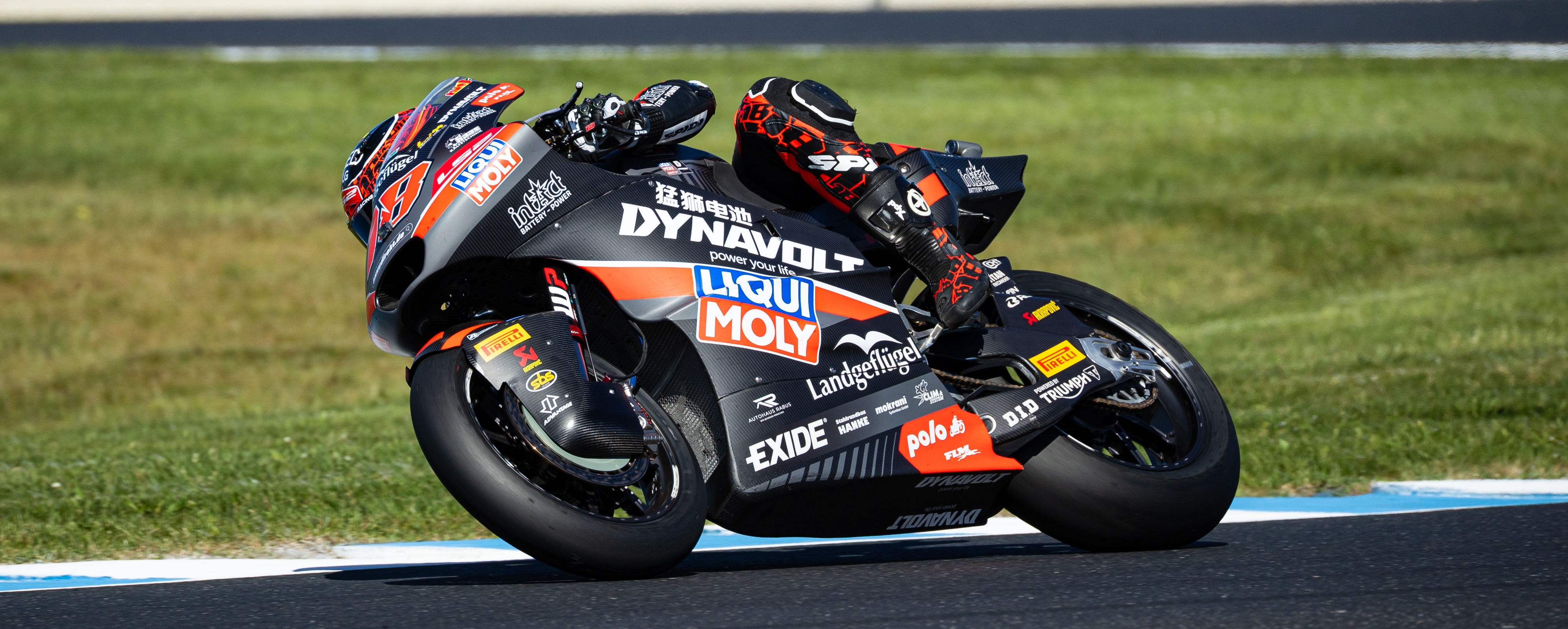 Gonzalez returns to Moto2™ pole as Pratama makes Moto3™ history