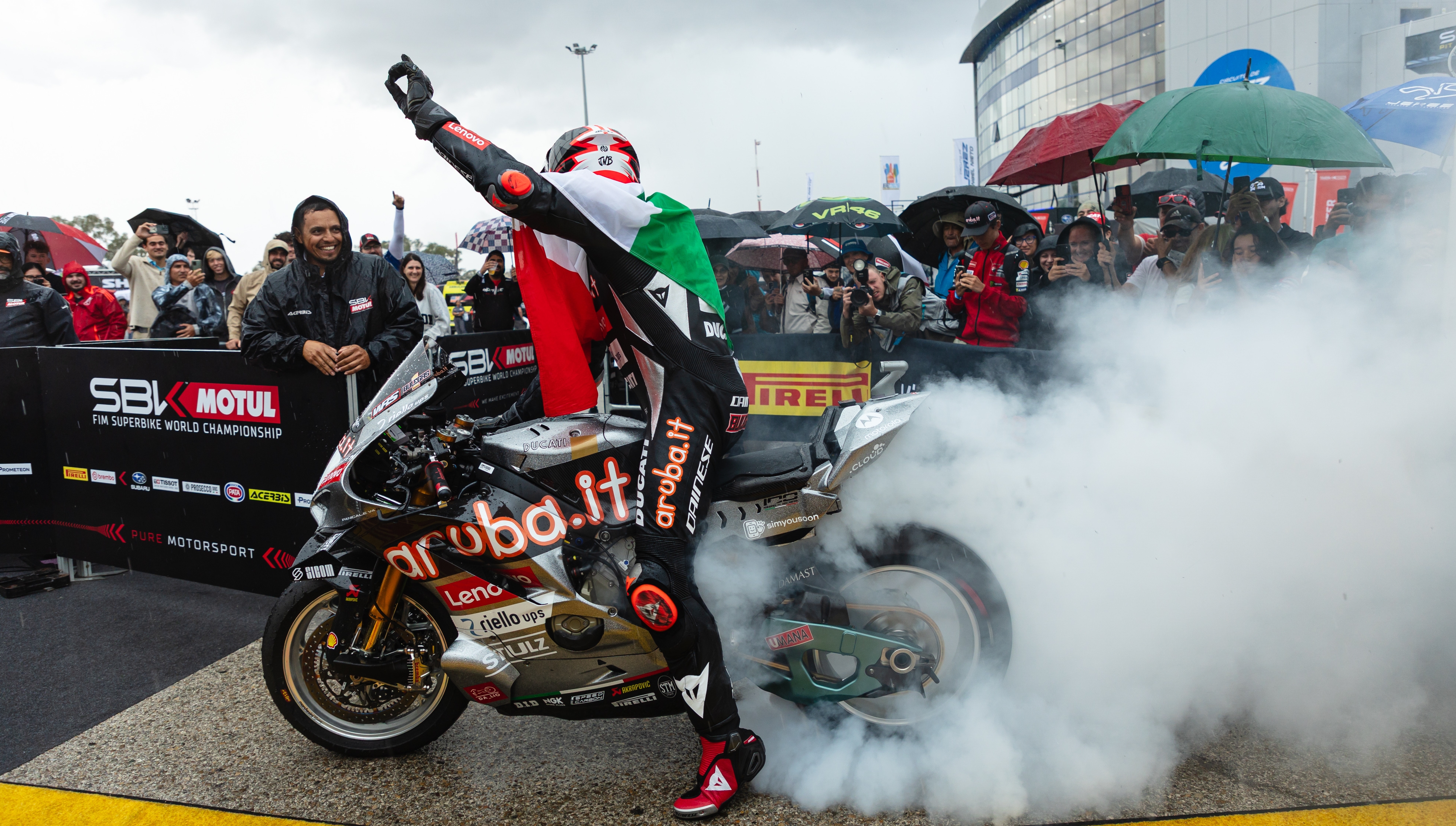 Bulega rounds off a record-breaking season with his tenth hat-trick, in Pirelli’s final chapter as WorldSBK Official Sole Tyre Supplier for 23 years