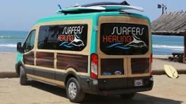 5-Surfers-Healings-Woody-Van