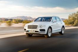 Bentley Bentayga named SUV of the Year by Robb Report UK (1)