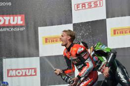 25-0913 R11 Davies podium