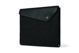 Sleeve for the 15_ Macbook Pro - Black