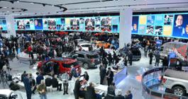 17NAIAS-ShowStand 7829-HR