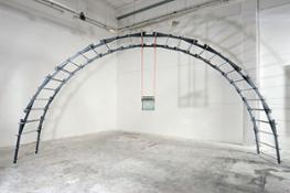 Giovanni Termini, Zona franca, 2006, ferro zincato, vetro, acciaio e fasce in nylon, cm 300x600x110