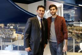 4 - Alvaro Soler in visita alla sede Maserati di Modena in compagnia di Giulio Pastore General Manager Maserati Europa