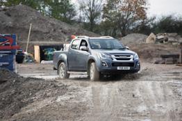 D-MAX MY17 Front 3QTR Builders Yard 1