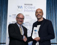 2 a sinistra - Drew Winter Editor-in-Chief of WardsAuto World Magazine- a destra - Andreas Wuppinger Head of Interior Design 