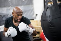training-session-with-floyd-mayweather-jr
