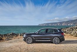 The new  BMW X3 xDrive30d, Sophisto Grey Brilliant Effect metallic