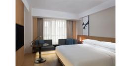 Fairfield-by-Marriott-Shanghai-Jingan-Premier-Room
