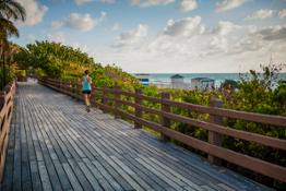Miami-Beach-Boardwalk-Jogger-LS