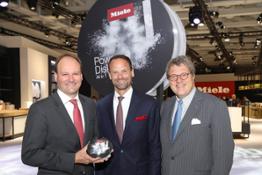Miele world first at IFA – Dishwasher with PowerDisk dispenses automatically	