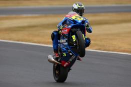 01 SUZUKI AIMS FOR SUPERSTOCK TITLE AT BRANDS FINALE