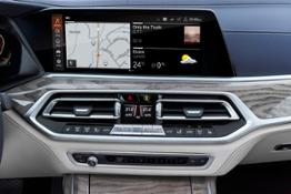 The first-ever BMW X7 - Interieur