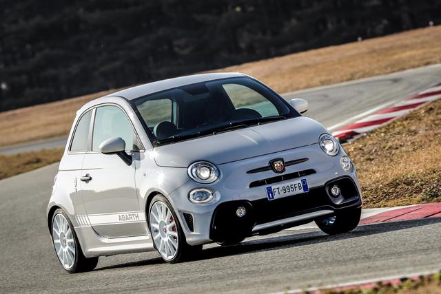 Abarth 595 – Sixty years of the “mean little” car, Heritage