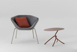 Skin lounge armchair + small table Giacomo Cattani 2019 Trabà (2)