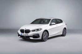 Photo Set - The all-new BMW 1 Series - BMW 118i, Model Sportline, Mineral white Metallic - Studio