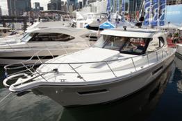 Riviera 445 SUV on display with new Volvo Penta D6 engines