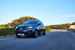 21231665 2019 - New Renault ZOE tests drive in Sardinia