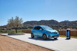 21231684 2019 - New Renault ZOE tests drive in Sardinia