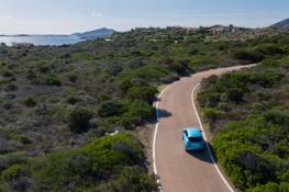 21231695 2019 - New Renault ZOE tests drive in Sardinia