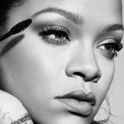 Fenty Beauty Full Frontal Mascara Visual Rihanna 1