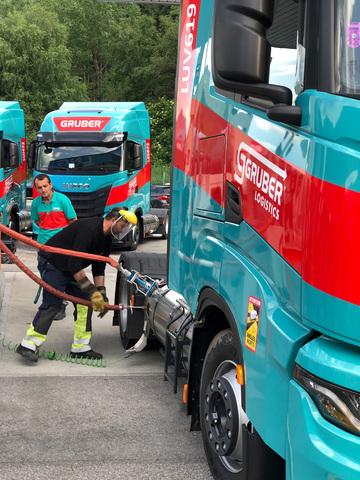 IVECO partner di Gruber per la transizione energetica con i veicoli a biometano