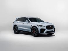 F-PACE SVR - IONIAN SILVER WITH NEW BLACK PACK