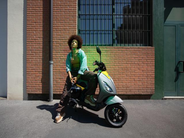 Piaggio 1 : l'accessible - Frison Scooter