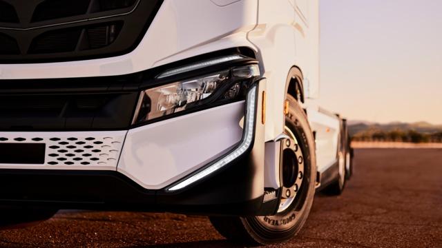 IVECO e Nikola firmano un memorandum d'intesa con le Autorità portuali di Amburgo per camion elettrici pesanti a batteria a zero emissioni