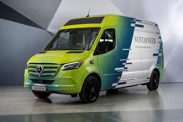 Mercedes-Benz SUSTAINEER: un prototipo per la mobilità urbana sostenibile