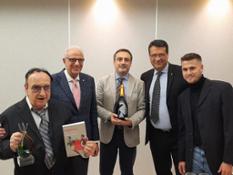 Massimo Morelli con i finalisti del Premio Premio di Letteratura sportiva “Sandro Ciotti” e Filippo Grassia, Presidente del P