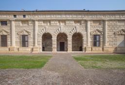 02. Palazzo Te -  Cortile d'Onore