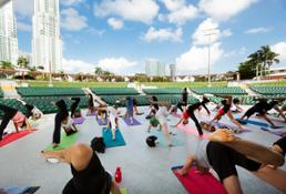 Bayfront Park yoga class