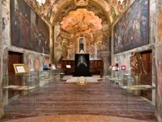c2350 Veduta della mostra Ab umbra lumen   Galliani incontra Bibiena Piccolo Museo della Poesia Chiesa di San Cristoforo Piac