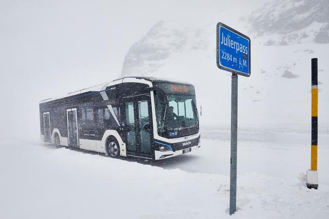 Dalle Alpi a Marrakech: il MAN eBus roadshow conquista due continenti