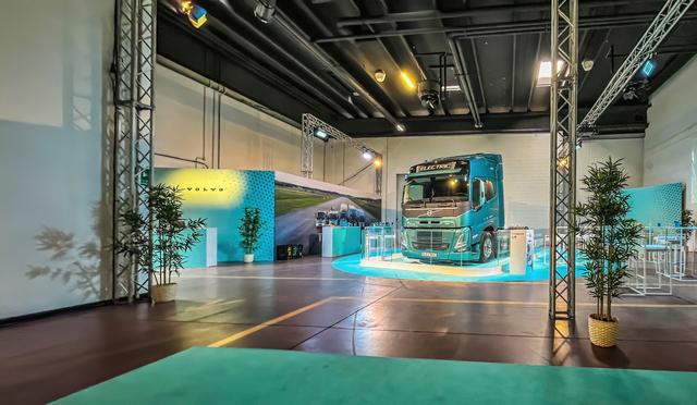 Volvo Trucks Italia ha presentato l’intera gamma di veicoli pesanti elettrici