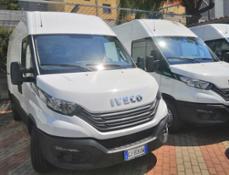 IVECO consegna Daily CNG Media Rent (1) 