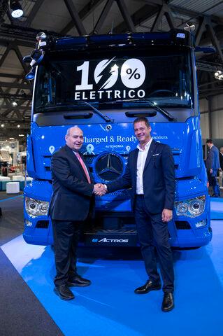 La F.lli di Martino S.p.A sceglie l’eActros, il primo Truck 100% elettrico Mercedes-Benz per la consociata Niinivirta che amplia la sua flotta a zero emissioni