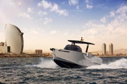 Hybrid-performance-to-the-sea-CUPRA-and-De-Antonio-Yachts 01 HQ