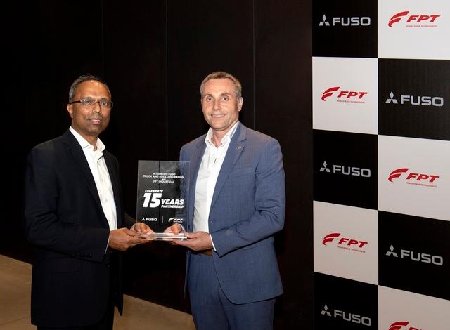 FPT Industrial e Mitsubishi Fuso festeggiano 15 anni di partnership