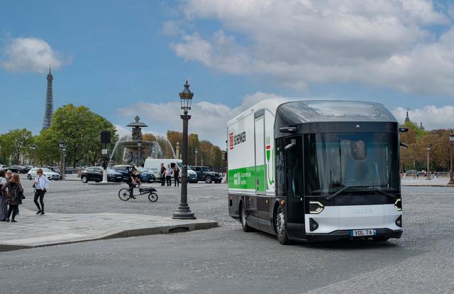 Volta Trucks e DB Schenker completano la prima fase di  test su strada del Volta Zero completamente elettrico