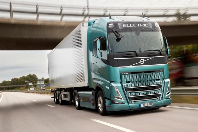 Anche a Ecomondo Volvo Trucks guida l’innovazione elettrica