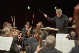 Claus Peter Flor dirige l'Orchestra Sinfonica di Milano 1- foto StudioHanninen DSC6146