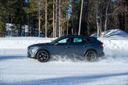 The-most-extreme-experiences-on-ice-with-the-CUPRA-Formentor-VZ5 04 HQ