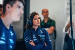 JAMIE CHADWICK TO CONTINUE IN WILLIAMS RACING DRIVER ACADEMY FOR 2023