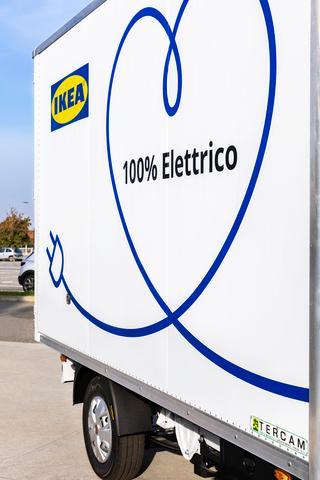 Stellantis Fleet & Business Solutions supporta IKEA Italia  nel percorso di transizione verso una mobilità sostenibile con l’E-Ducato