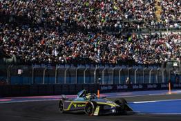ABT-CUPRA-team-gears-up-for-Rounds-2-and-3-of-Formula-E-2023-in-Saudi-Arabia-this-weekend 05 HQ